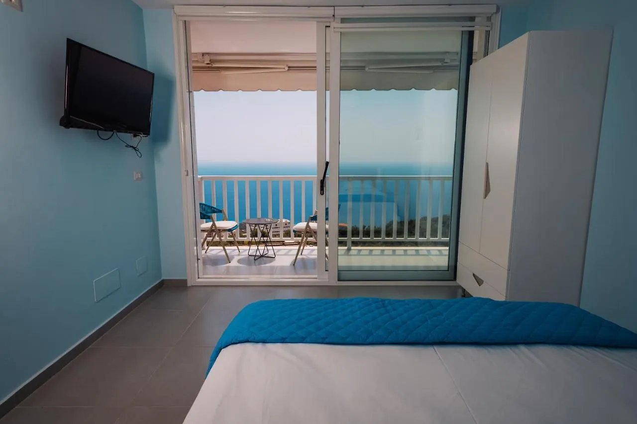 פאלאסה Vila&Apartments Kadare 0*,