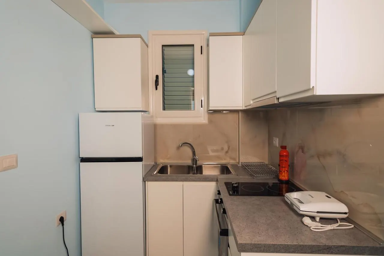 פאלאסה Vila&Apartments Kadare אלבניה